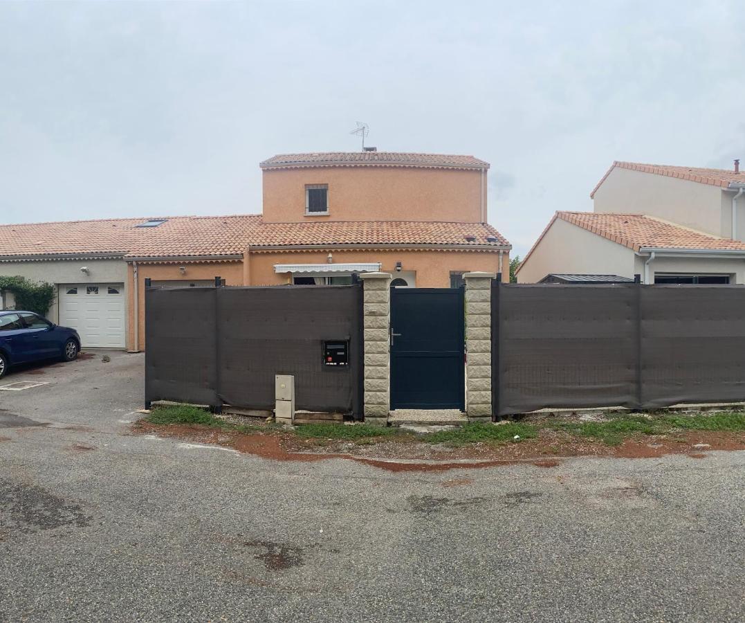 Chatuzange-le-Goubet Chambres D'Hotes Drome מראה חיצוני תמונה